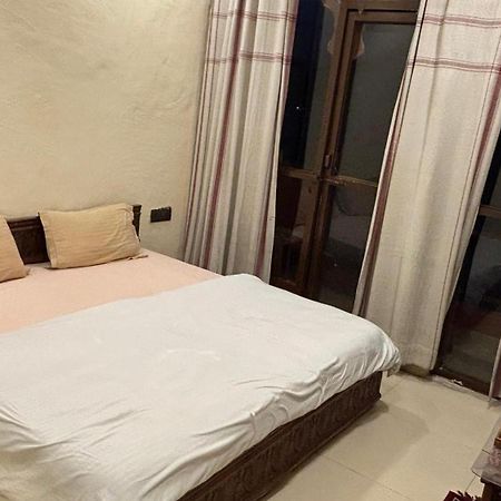 Vedic Dham Ganga Hotel Rishīkesh Buitenkant foto