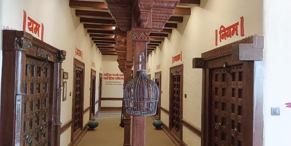 Vedic Dham Ganga Hotel Rishīkesh Buitenkant foto