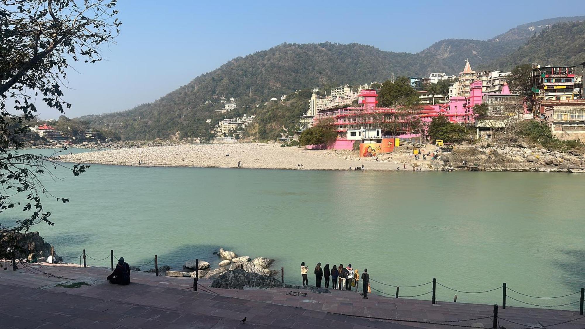 Vedic Dham Ganga Hotel Rishīkesh Buitenkant foto